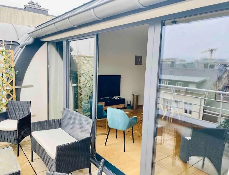 Penthouse 2 Bedrooms In Center With Parking - 51 Luksemburg Apartament